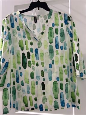 Women’s Green & Blue Watercolor Print V-Neck Top